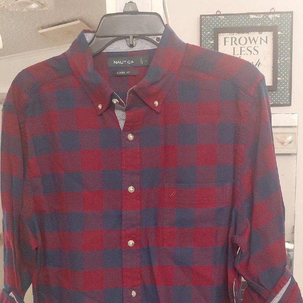 Nautica  Classic Fit Large  Red And Blue Shirt